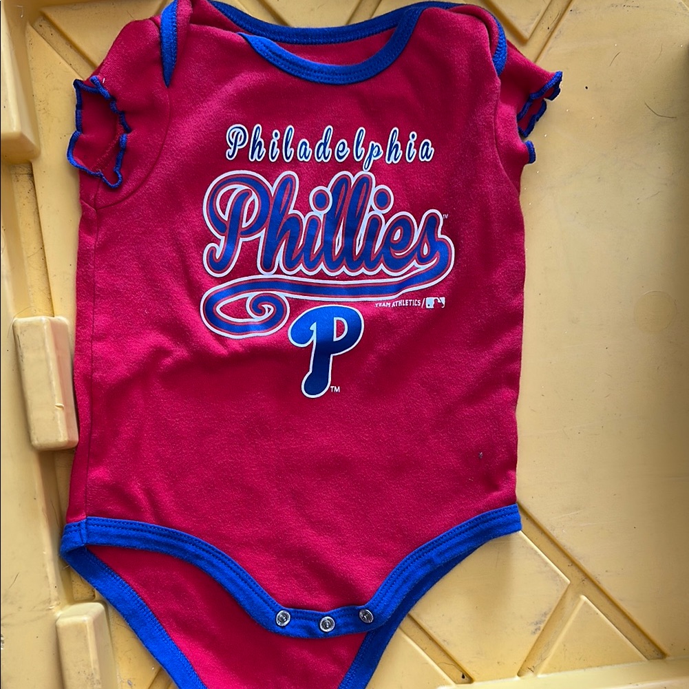 Genuine Merchandise Red And Blue Bodysuit Philadelphia Phillies